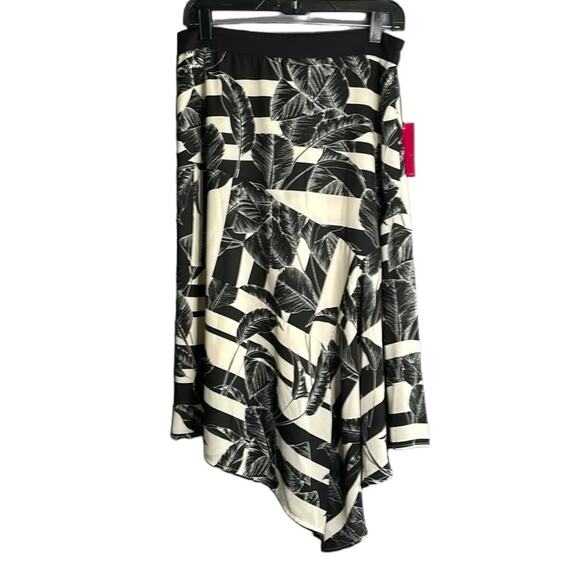Vince Camuto Black and White Leaf Print Handkerchief Style Skirt Size 6 - Picture 1 of 7
